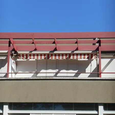 Bilocale In Con Piscina