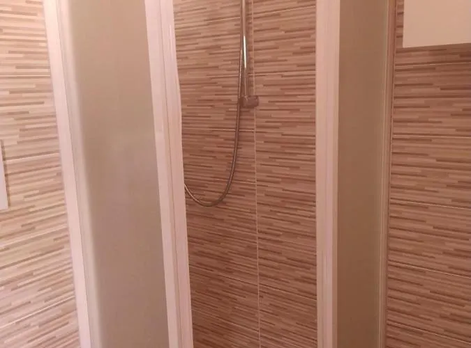 Bilocale In Con Piscina