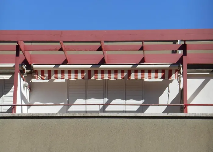 Bilocale In Con Piscina