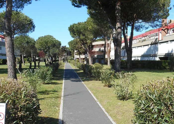Bilocale In Con Piscina